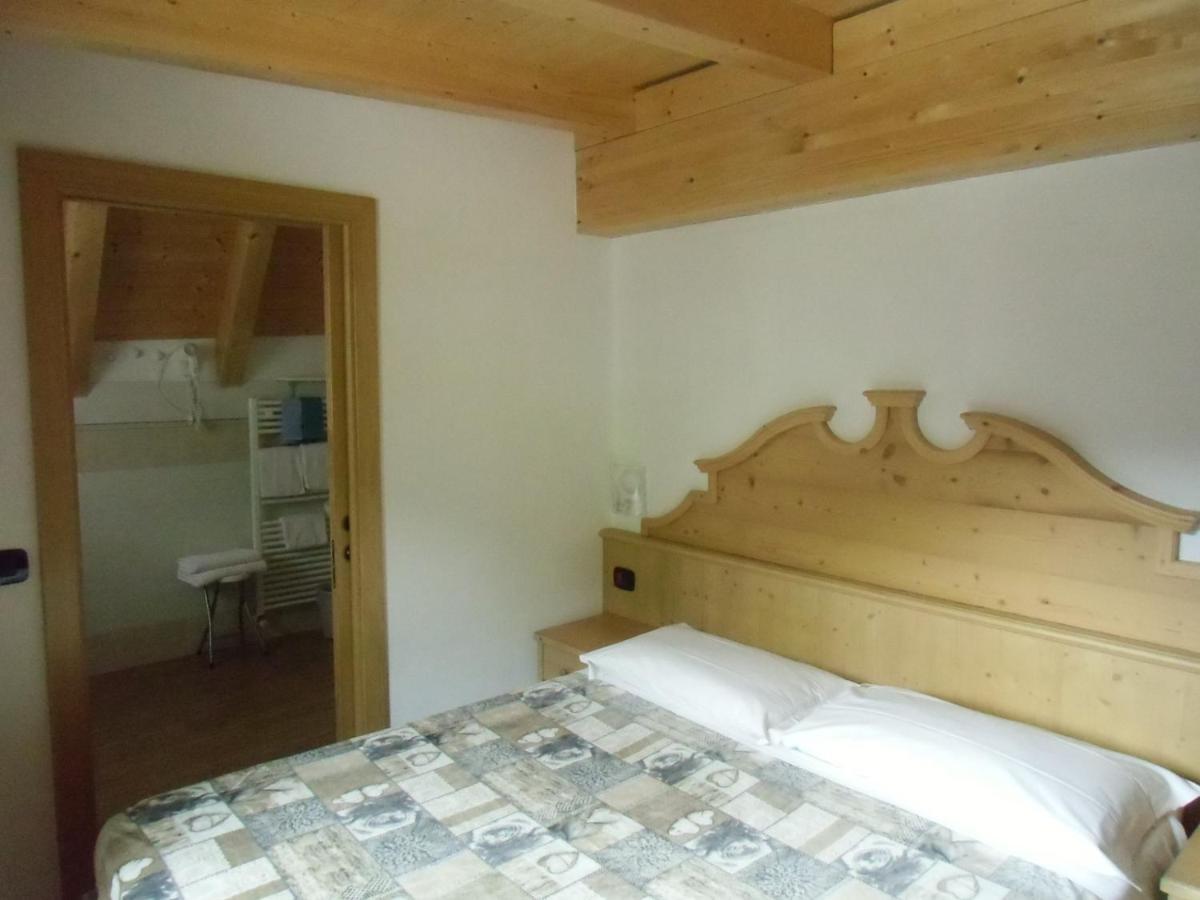 Garni Festil Hotel Campitello di Fassa Luaran gambar