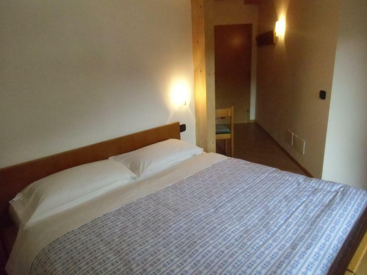 Garni Festil Hotel Campitello di Fassa Luaran gambar