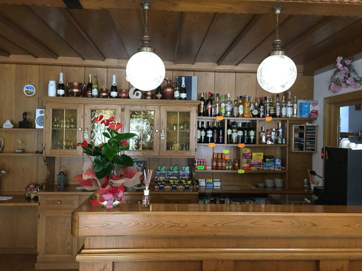 Garni Festil Hotel Campitello di Fassa Luaran gambar