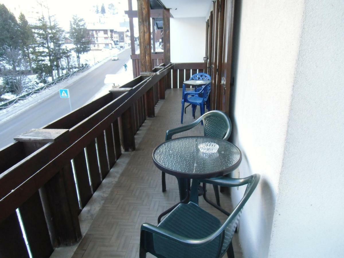 Garni Festil Hotel Campitello di Fassa Luaran gambar